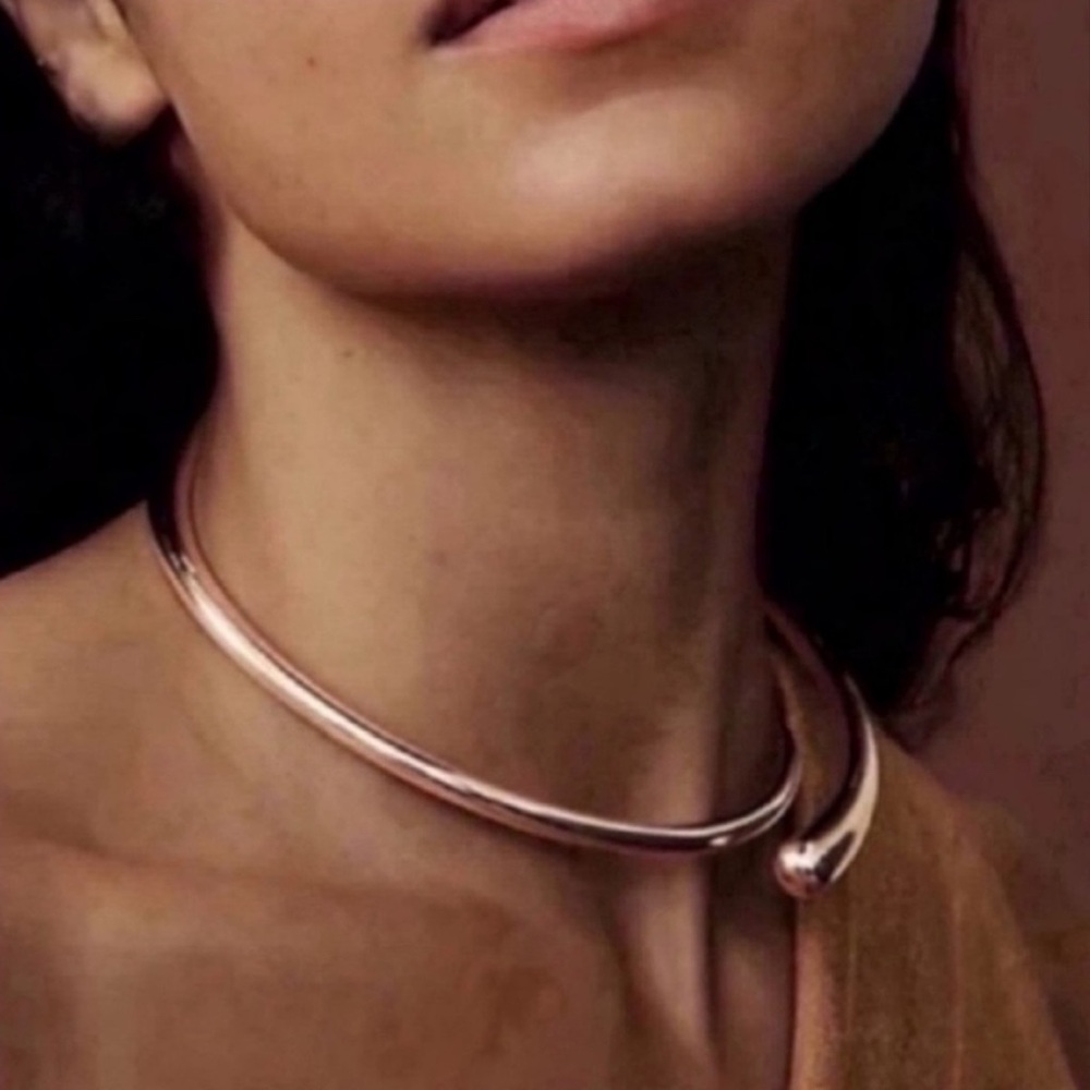 NWT ⚜️💛⚜️ Piper K Gorgeous gold tone bangle loose clover choker